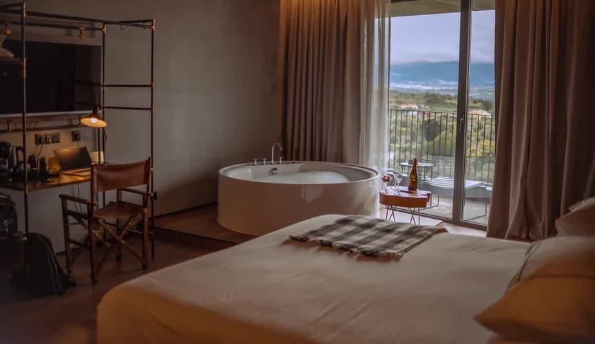 Suite with jacuzzi at Puro Dão Hotel & Spa