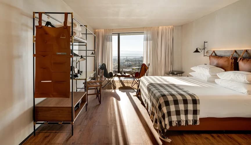 Deluxe room with mountain balcony