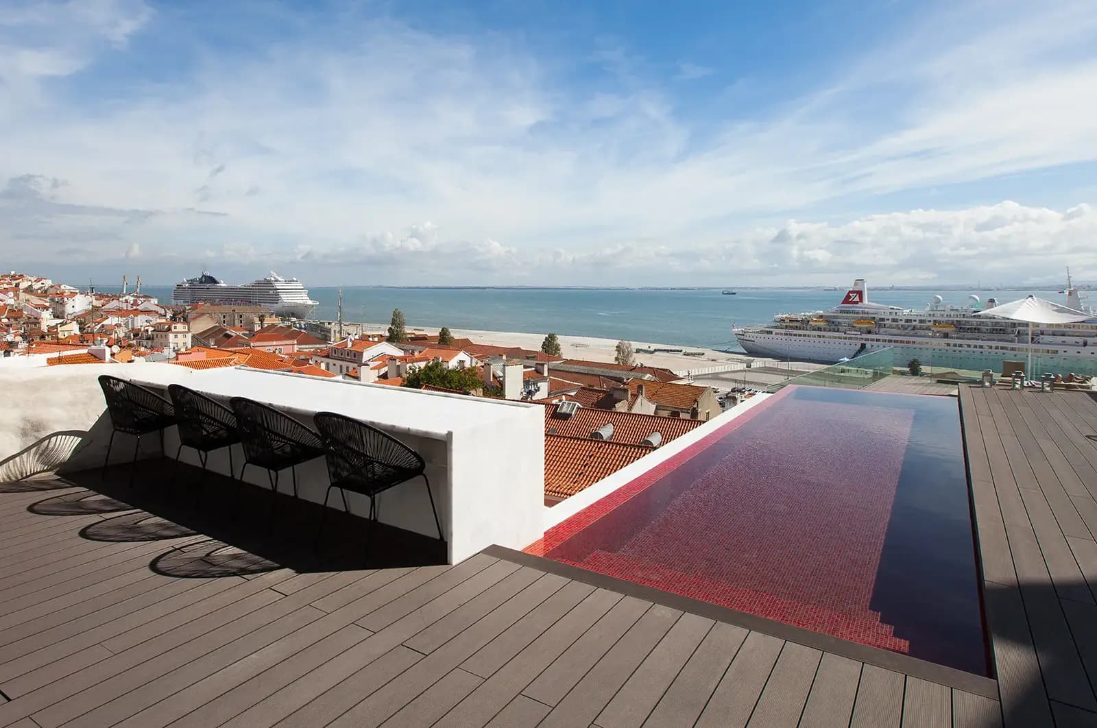 Memmo Alfama hotel