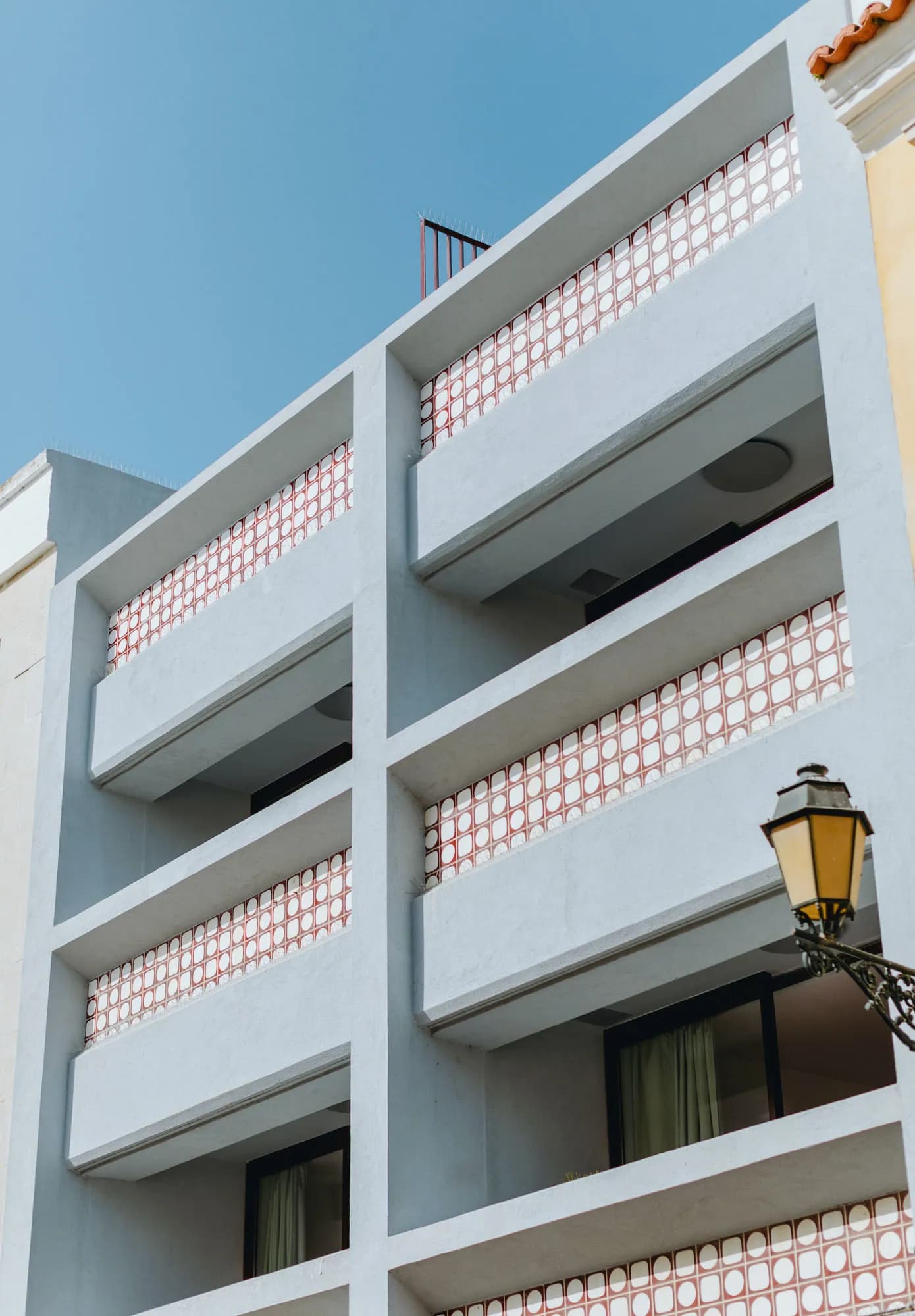 The Modernist — photo 2